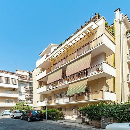 Апартаменти St. Peter - Loft At 50M From Metro Екстер'єр фото